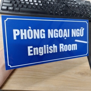 Bảng tên phòng Mica - Làm bảng tên phòng trung tâm ngoại ngữ